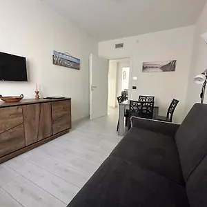  Apartment Cavour Center