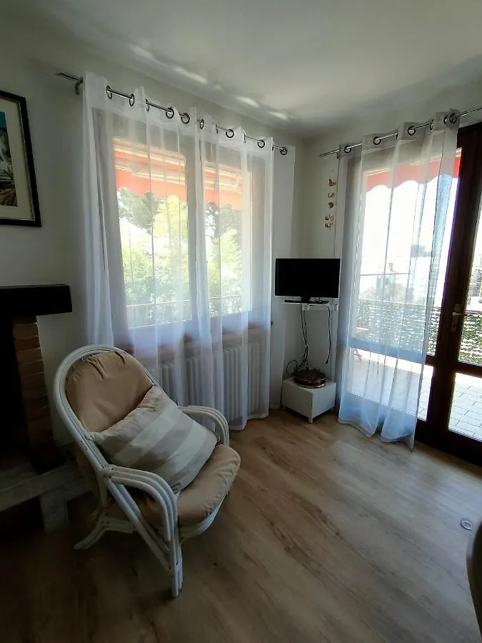 Dreaming Bardolino Apartment 0*,  Italy